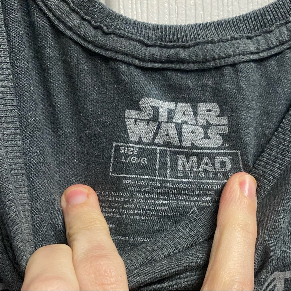 💕 2 For $10 Star Wars Unisex Baby Yoda T-Shirt Size Large - Picture 2 of 2